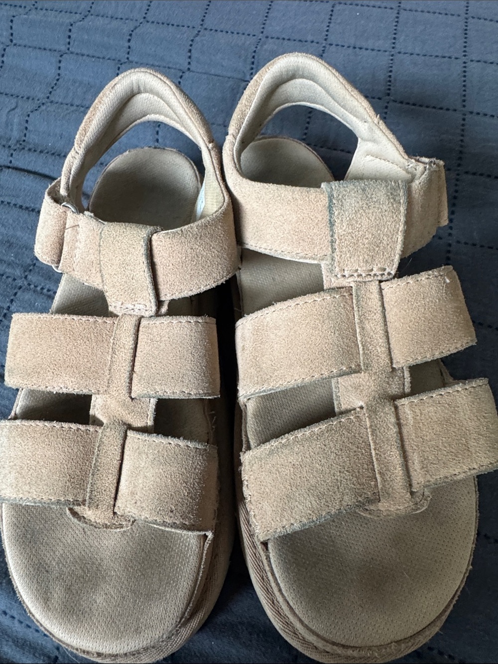 UGG womens Beige Suede Strap Sandals platform - Picture 5 of 5